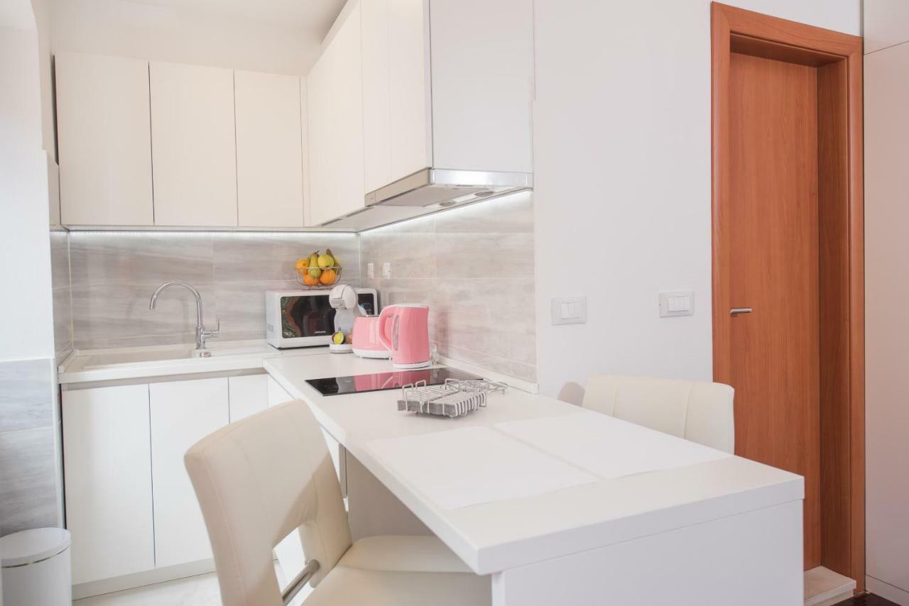 Studio Apartment Lena Каштела Экстерьер фото