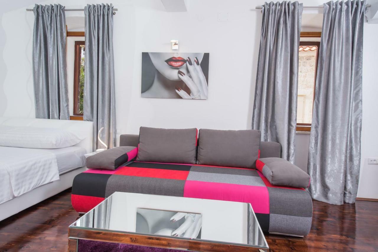 Studio Apartment Lena Каштела Экстерьер фото