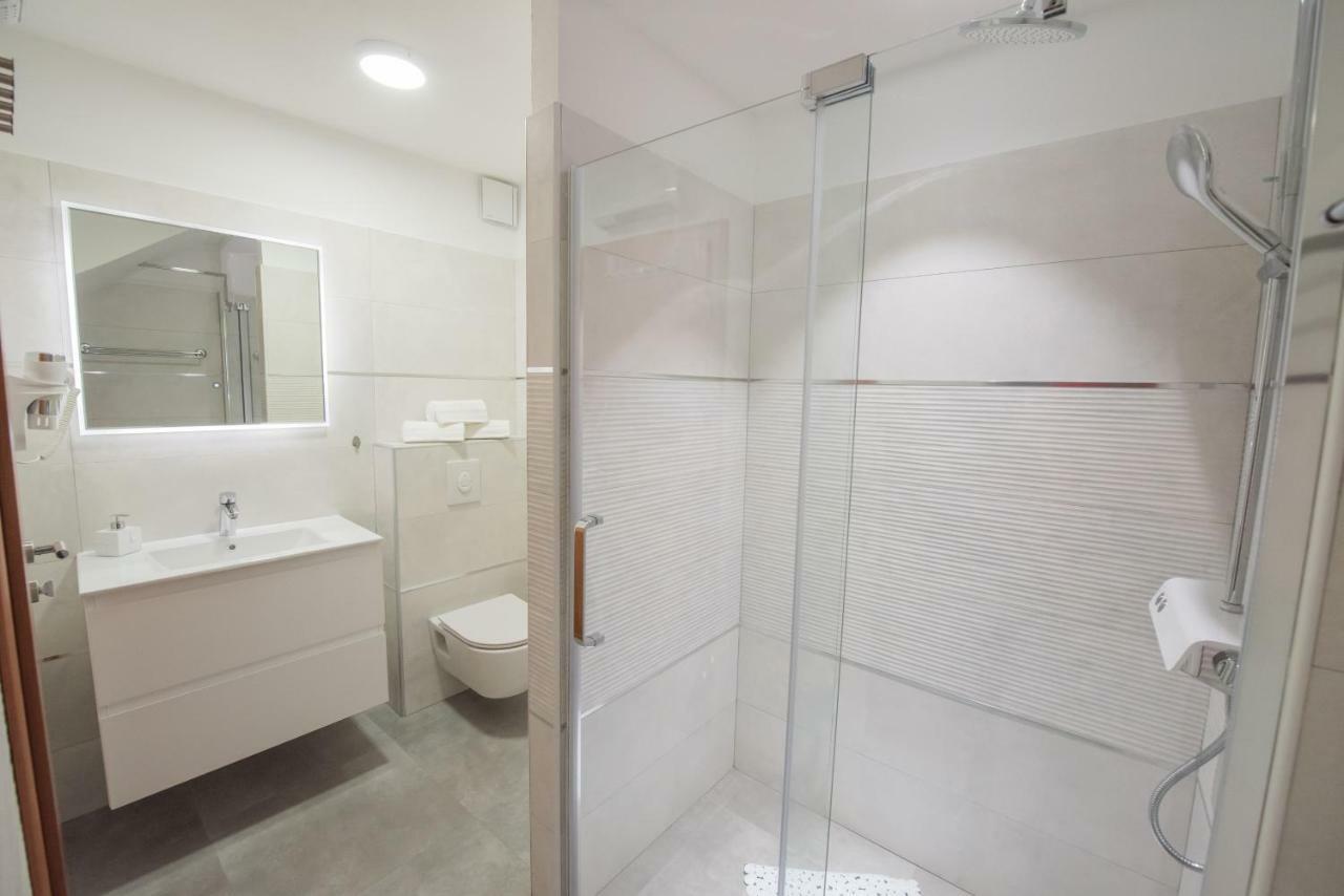 Studio Apartment Lena Каштела Экстерьер фото